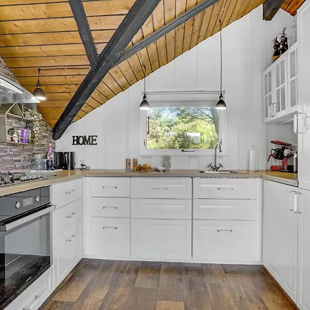Сasa de vacaciones Preciosa Casa En Con Cocina *