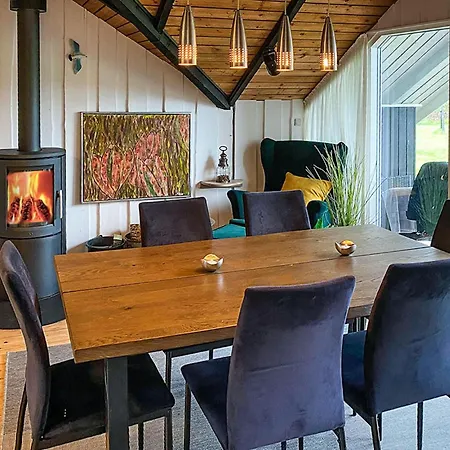 בית נופש In With Kitchen